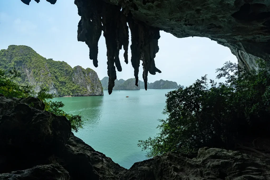 Halong bay cruise 3