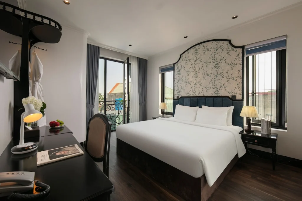 Double room at Phat Diem Plaza Hotel