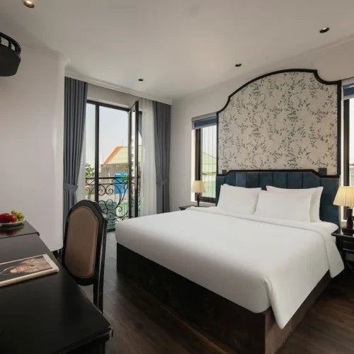 Double room at Phat Diem Plaza Hotel