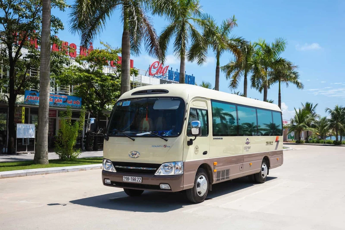 Intercity bus for travel from Hanoi to Ninh Binh