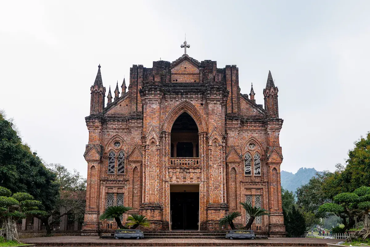 Exploring Ninh Binh Catholic Heritage: Historic Churches & Countryside Peace