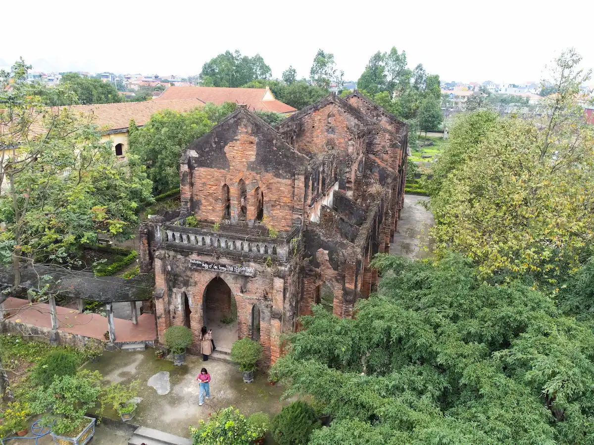 Historic Roofless Building – So Kien Basilica