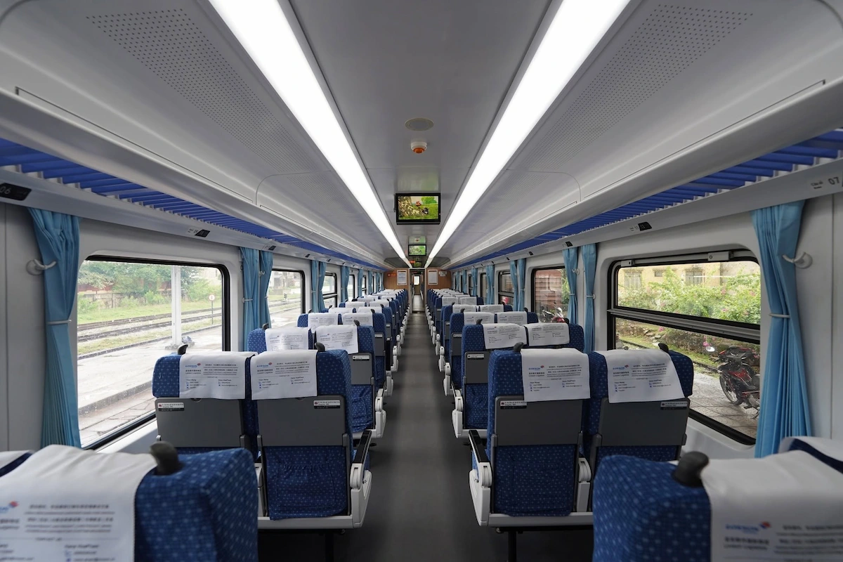 Modern JSE17 passenger carriage with air-conditioned soft seats